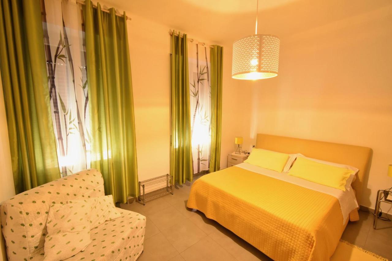 Affittacamere E Appartamenti - Rent Rooms And Apartments Le Camere Nel Corso - Adults Only Ла-Спеція Екстер'єр фото