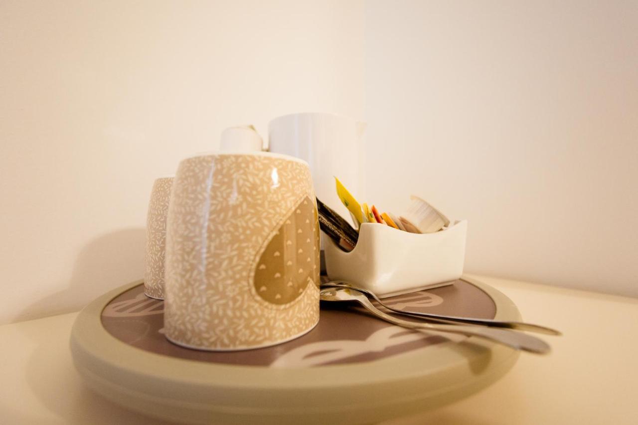 Affittacamere E Appartamenti - Rent Rooms And Apartments Le Camere Nel Corso - Adults Only Ла-Спеція Екстер'єр фото
