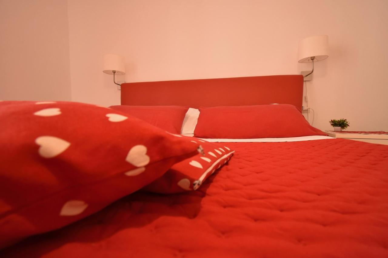 Affittacamere E Appartamenti - Rent Rooms And Apartments Le Camere Nel Corso - Adults Only Ла-Спеція Екстер'єр фото