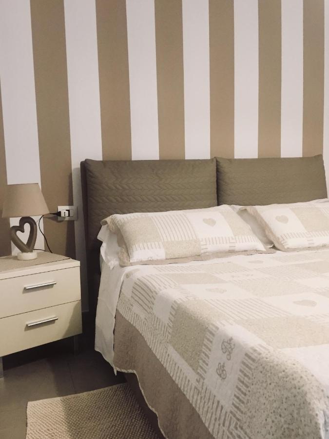 Affittacamere E Appartamenti - Rent Rooms And Apartments Le Camere Nel Corso - Adults Only Ла-Спеція Екстер'єр фото