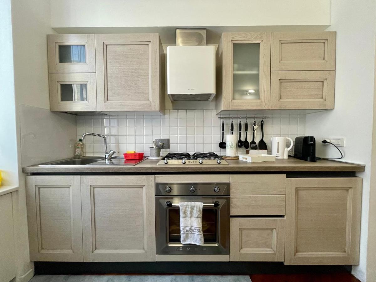 Affittacamere E Appartamenti - Rent Rooms And Apartments Le Camere Nel Corso - Adults Only Ла-Спеція Екстер'єр фото