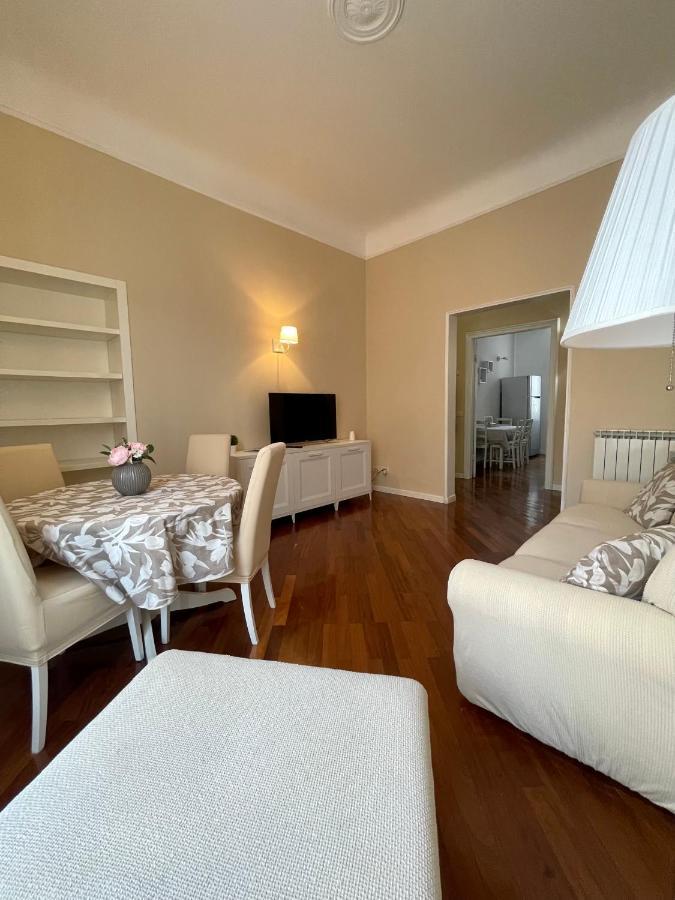 Affittacamere E Appartamenti - Rent Rooms And Apartments Le Camere Nel Corso - Adults Only Ла-Спеція Екстер'єр фото