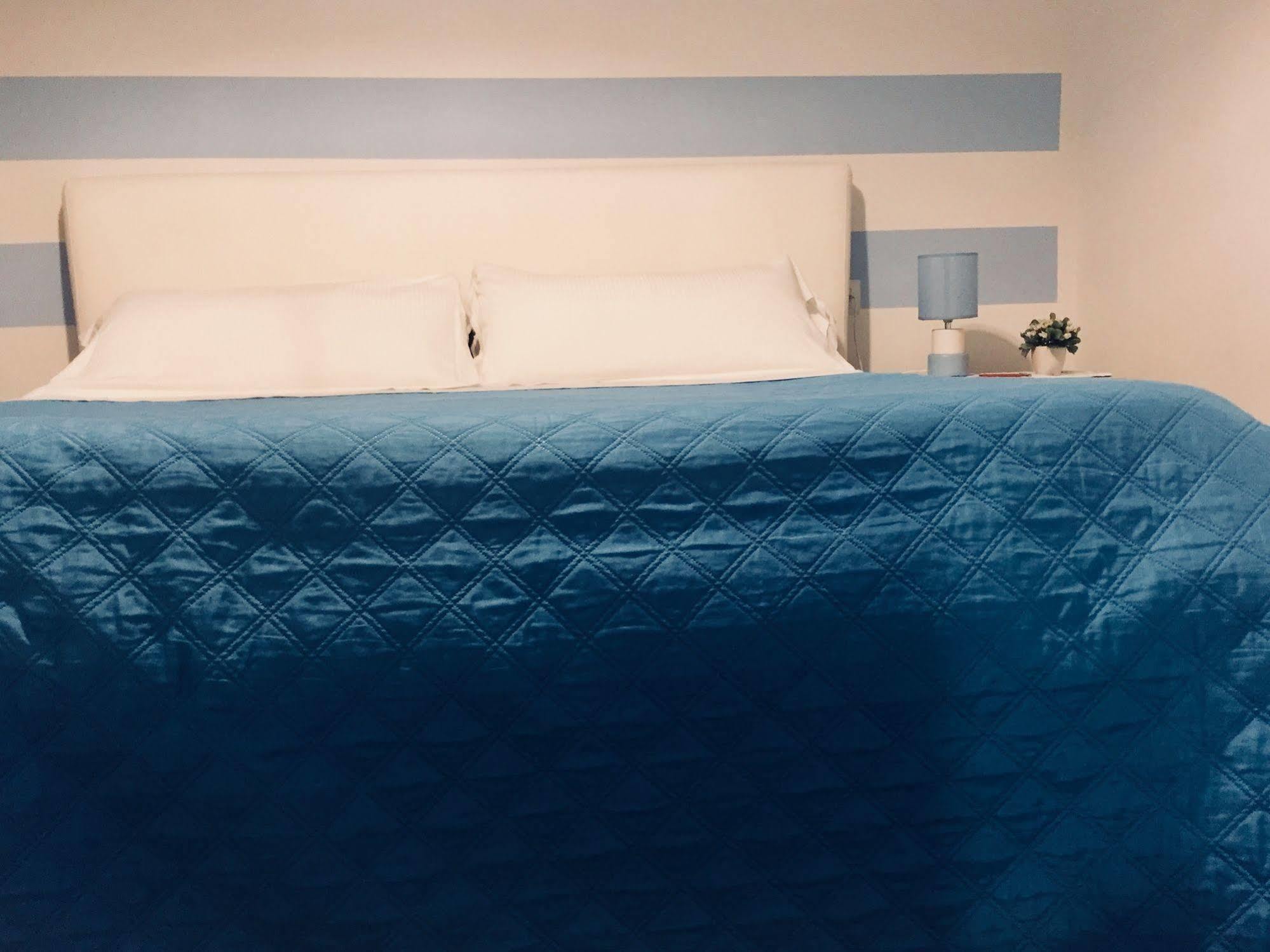 Affittacamere E Appartamenti - Rent Rooms And Apartments Le Camere Nel Corso - Adults Only Ла-Спеція Екстер'єр фото