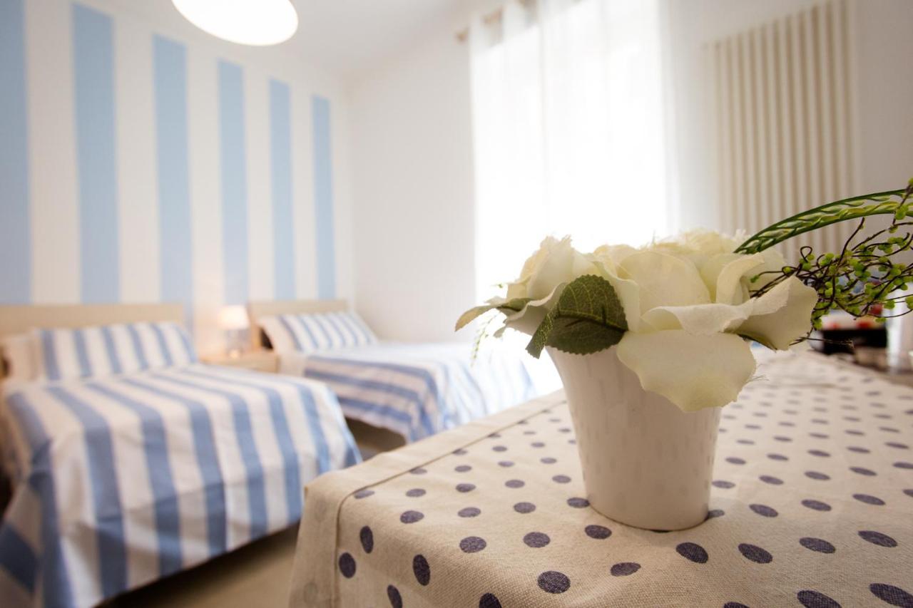 Affittacamere E Appartamenti - Rent Rooms And Apartments Le Camere Nel Corso - Adults Only Ла-Спеція Екстер'єр фото