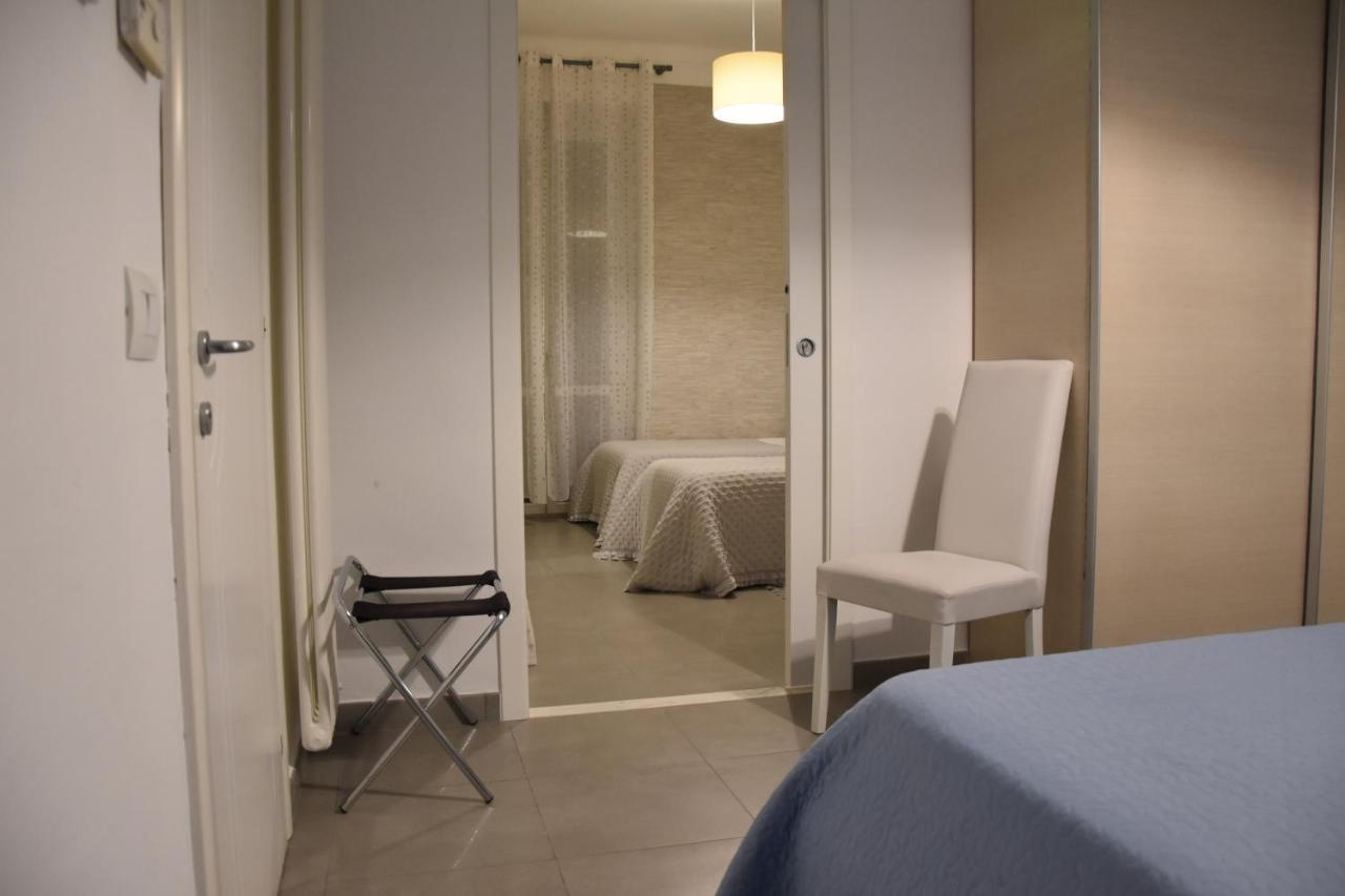 Affittacamere E Appartamenti - Rent Rooms And Apartments Le Camere Nel Corso - Adults Only Ла-Спеція Екстер'єр фото