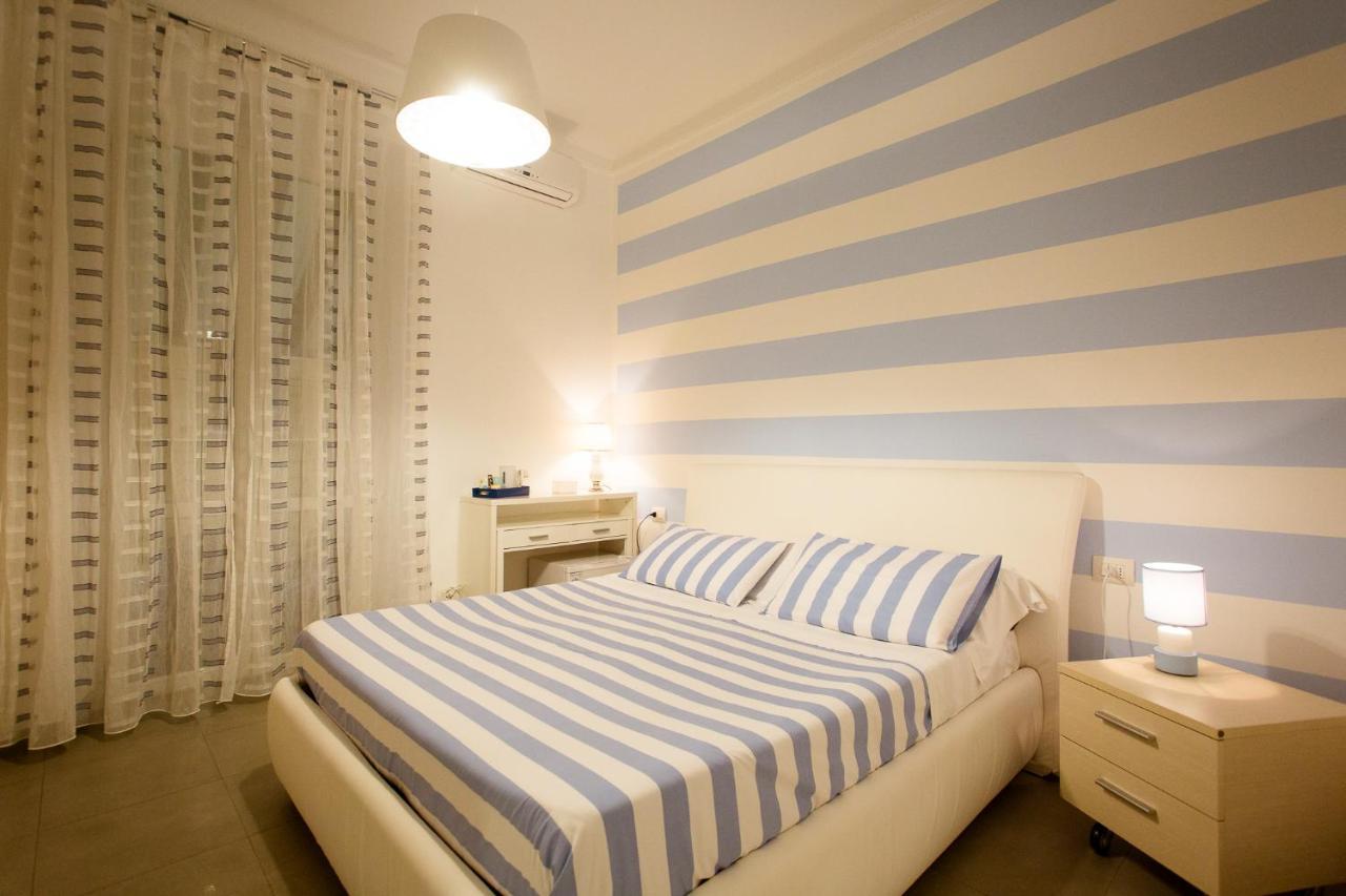 Affittacamere E Appartamenti - Rent Rooms And Apartments Le Camere Nel Corso - Adults Only Ла-Спеція Екстер'єр фото
